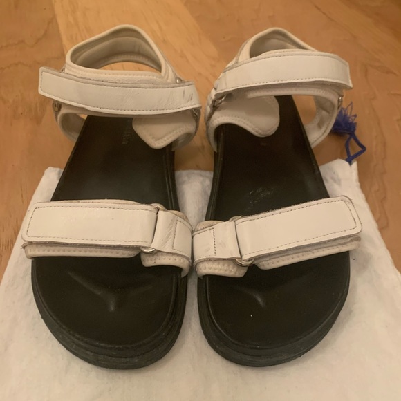 Black and white sandels size 37 - Picture 4 of 8